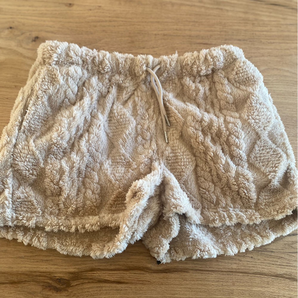 Angel Kiss So Soft Faux Fur Tan Pajama Shorts Women’s Large NWT